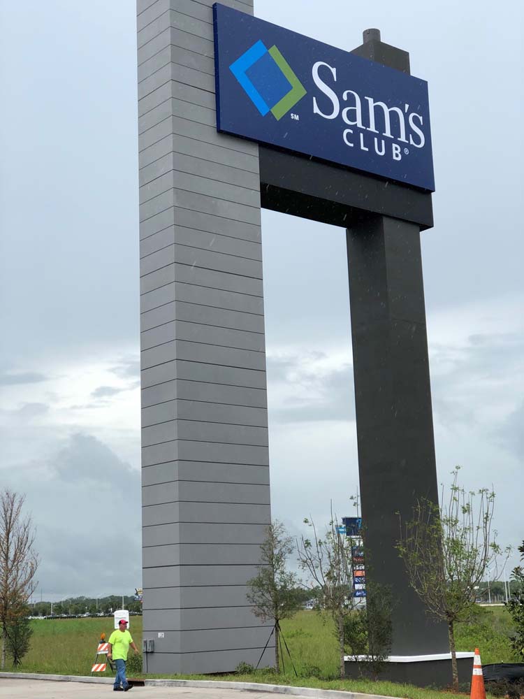 Sams Club Pole Sign