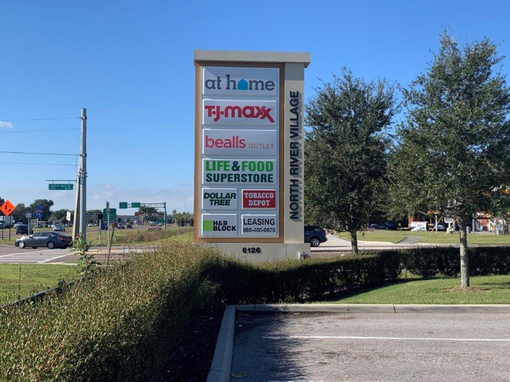 pylon signs in Florida
