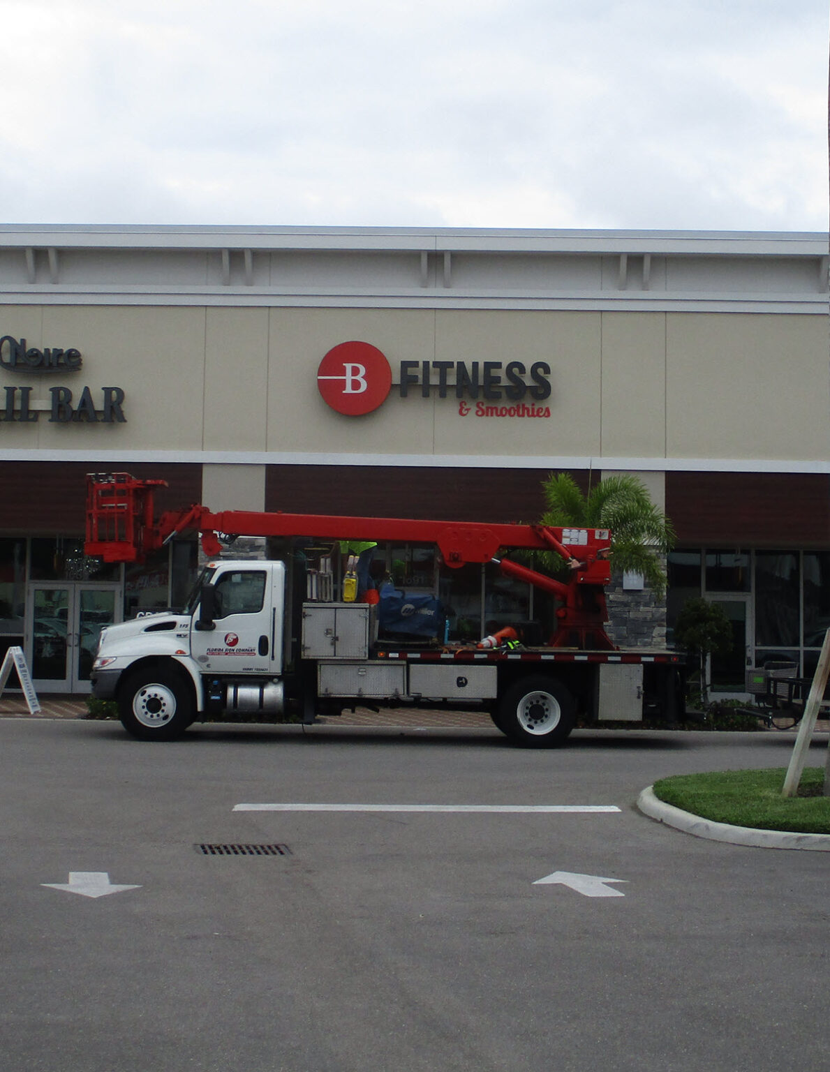 BodyBybarre fitness Venice fl Florida Sign Company Since 1951